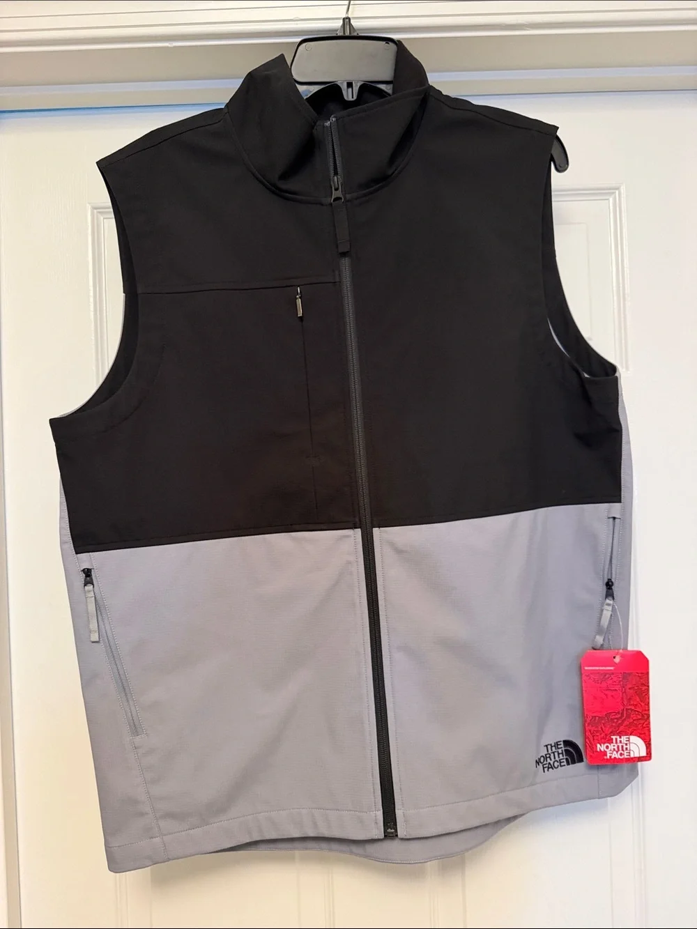 The North Face Men’s Black and Gray Softshell Vest